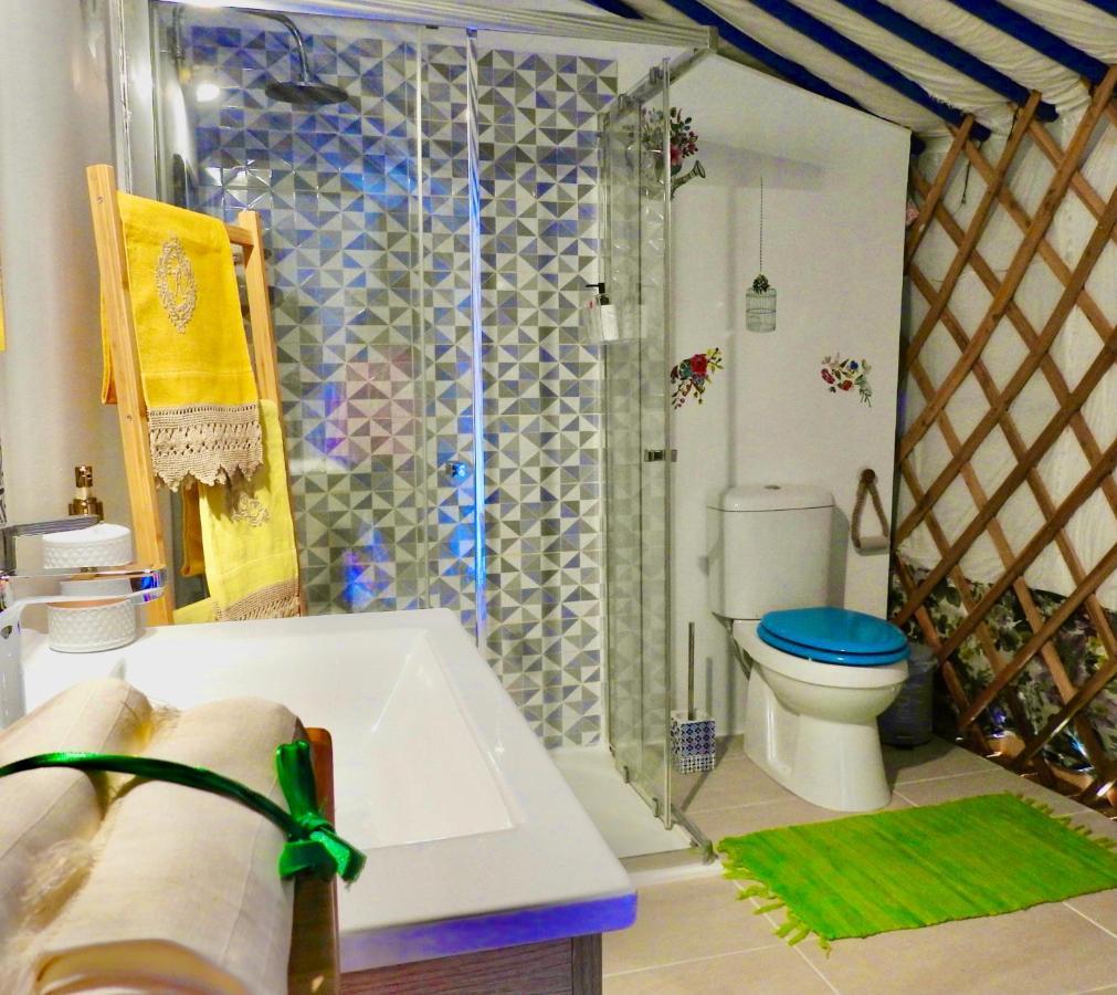 Exclusive Nirvana Yurts Glamping Като Дрис Екстериор снимка